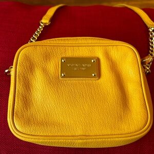 Micheal Kors cross body bag